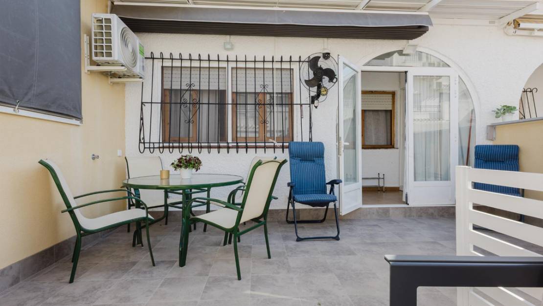 Venta - Chalet - Torrevieja - Torrevieja Centro