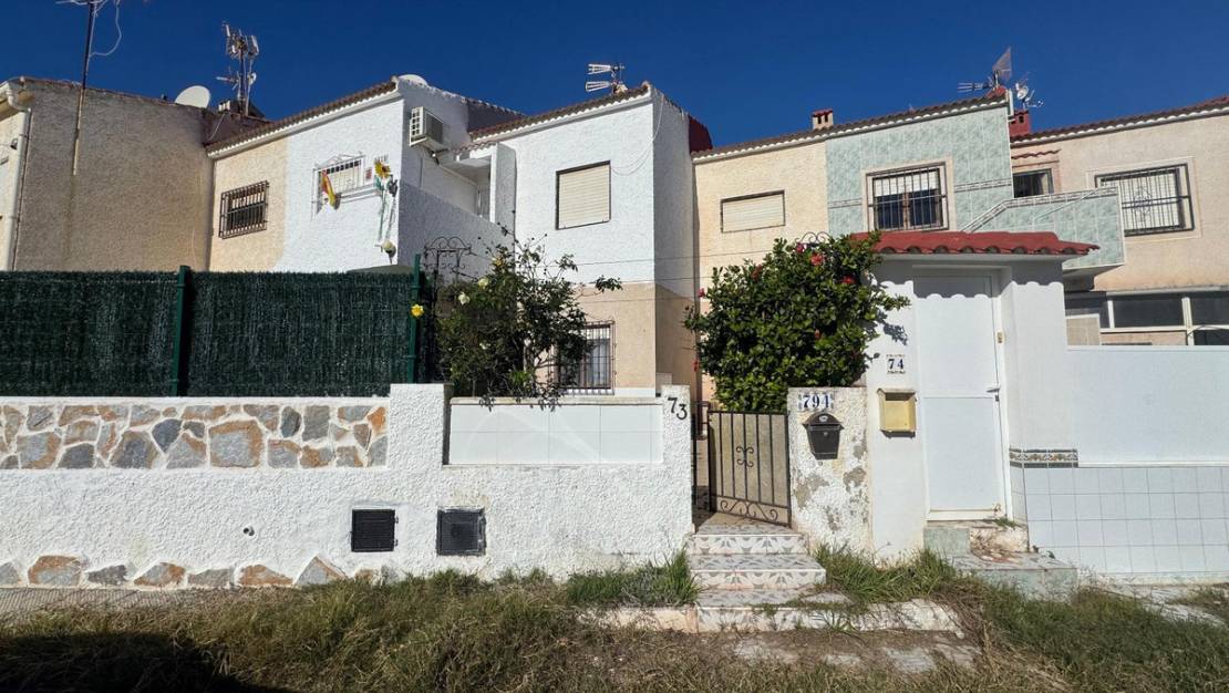 Venta - Chalet - Torrevieja - Torrevieja Centro