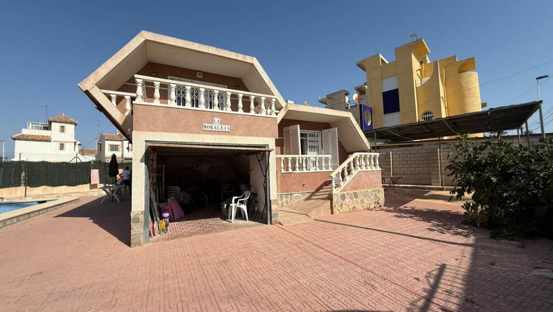 Venta - Chalet - Torrevieja - Torrevieja Centro