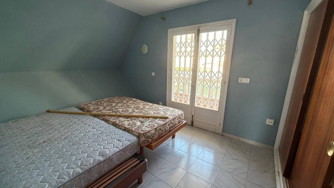 Venta - Chalet - Torrevieja - Torrevieja Centro