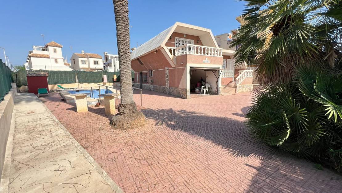 Venta - Chalet - Torrevieja - Torrevieja Centro