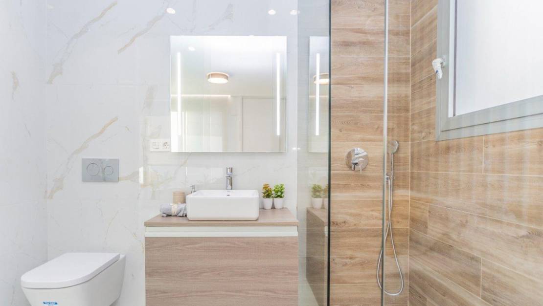 Venta - Chalet - Torrevieja - Torrevieja Centro