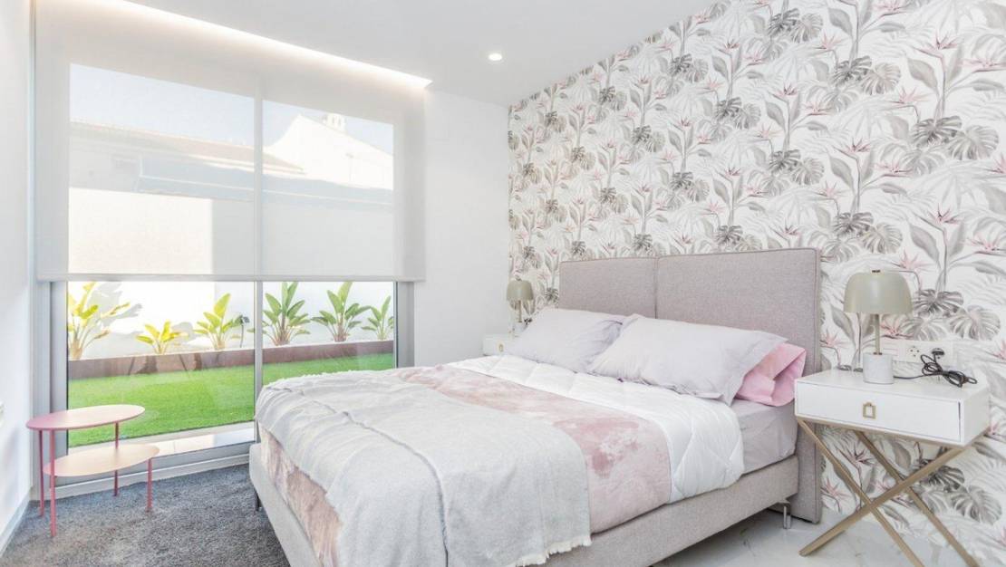 Venta - Chalet - Torrevieja - Torrevieja Centro