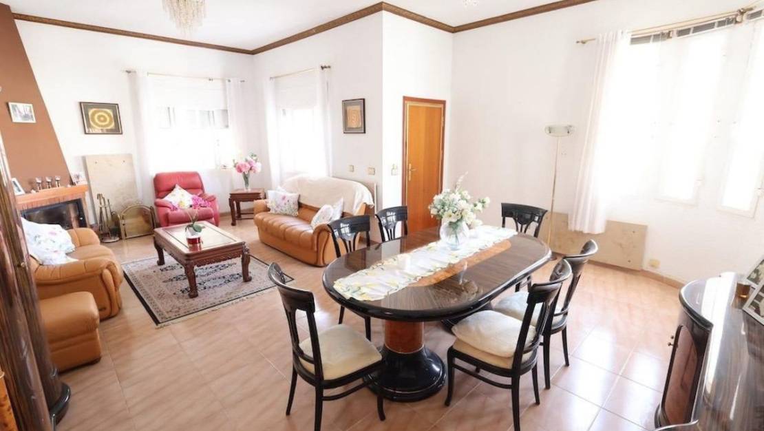 Venta - Chalet - Torrevieja - Torrevieja Centro