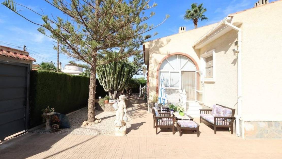Venta - Chalet - Torrevieja - Torrevieja Centro