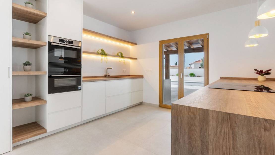 Venta - Chalet - Torrevieja - Torrevieja Centro