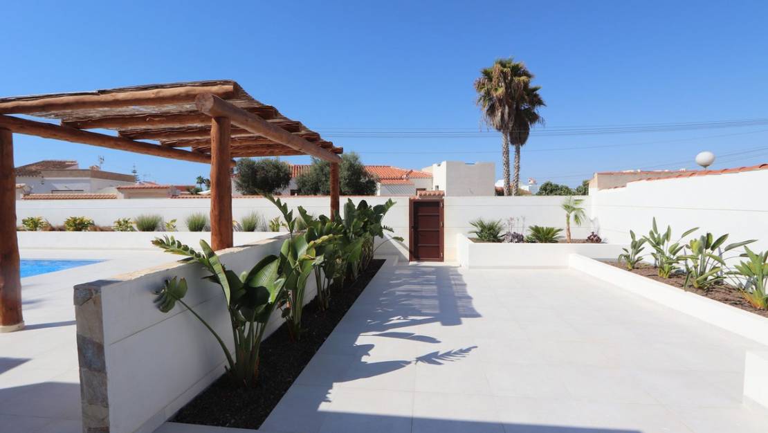 Venta - Chalet - Torrevieja - Torrevieja Centro