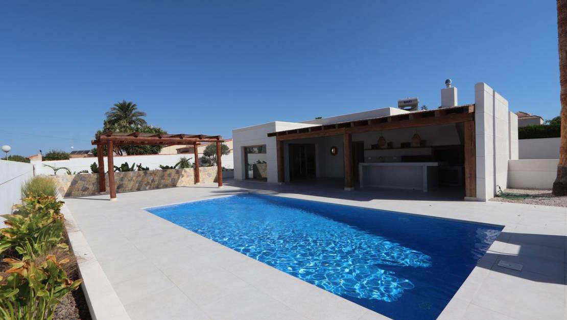 Venta - Chalet - Torrevieja - Torrevieja Centro