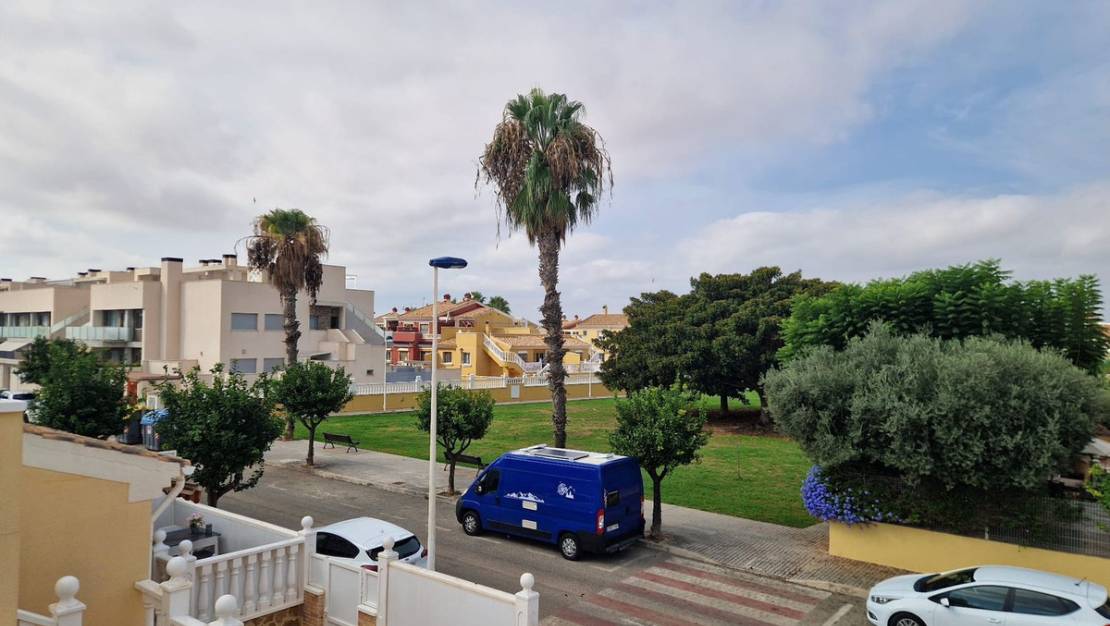 Venta - Chalet - Torrevieja - Torrevieja Centro