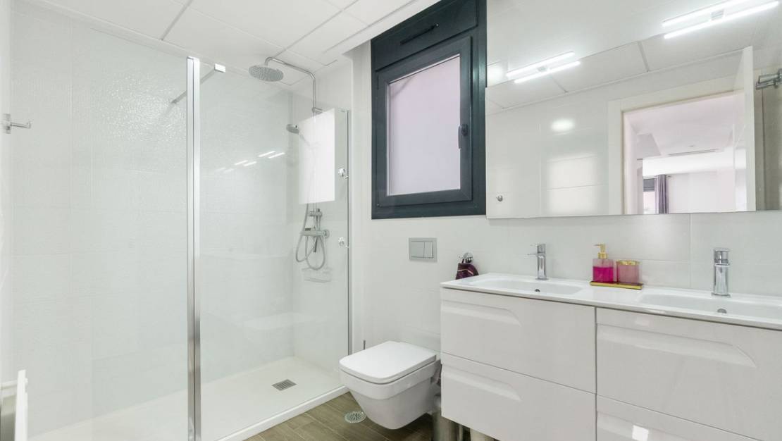 Venta - Chalet - Torrevieja - Torrevieja Centro