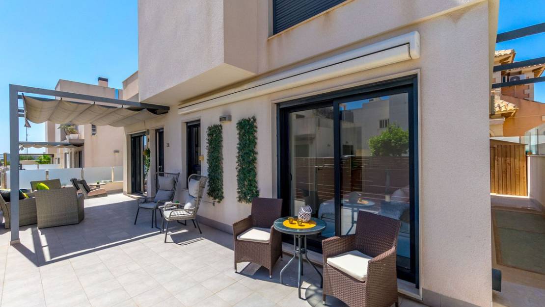 Venta - Chalet - Torrevieja - Torrevieja Centro