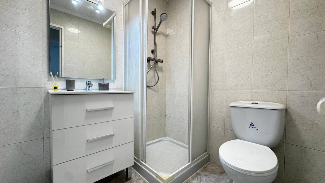 Venta - Chalet - Torrevieja - Torrevieja Centro