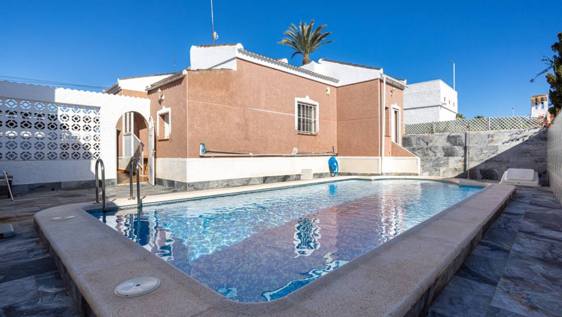 Venta - Chalet - Torrevieja - Torrevieja Centro