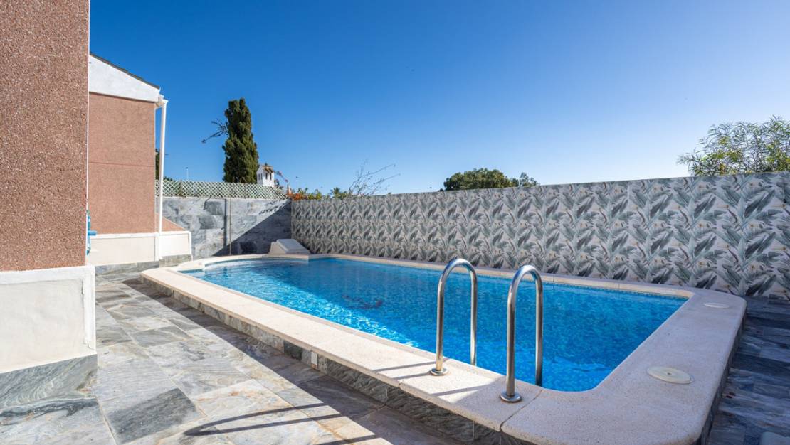 Venta - Chalet - Torrevieja - Torrevieja Centro