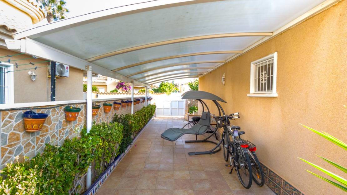 Venta - Chalet - Torrevieja - Torrevieja Centro