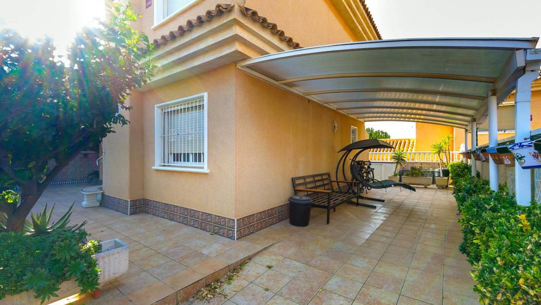 Venta - Chalet - Torrevieja - Torrevieja Centro