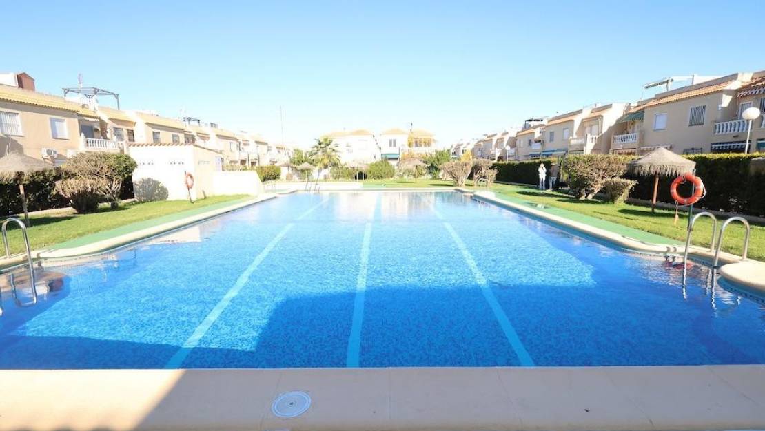 Venta - Chalet - Torrevieja - Torrevieja Centro