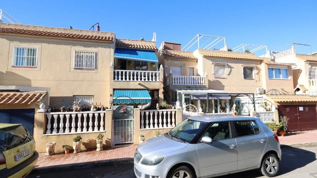Venta - Chalet - Torrevieja - Torrevieja Centro