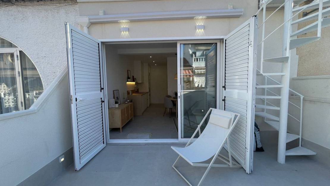Venta - Chalet - Torrevieja - Torrevieja Centro