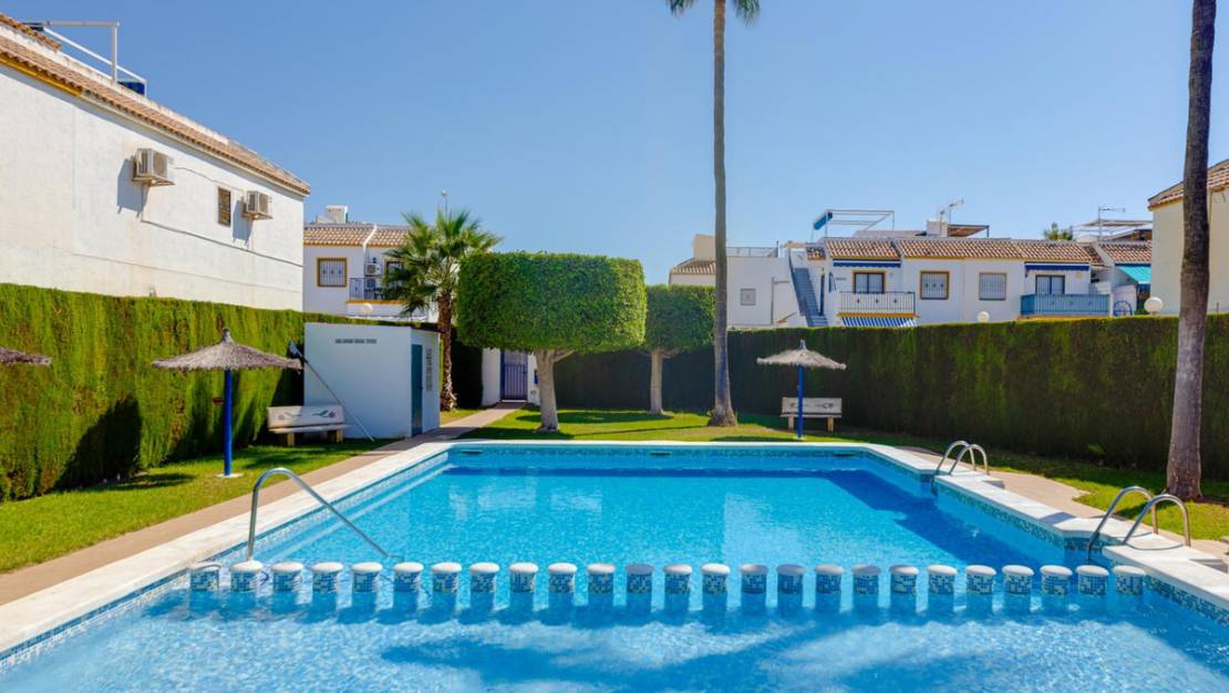 Venta - Chalet - Torrevieja - Torrevieja Centro