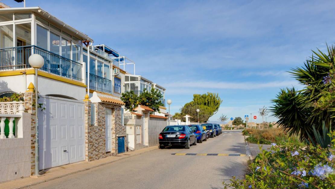 Venta - Chalet - Torrevieja - Torrevieja Centro