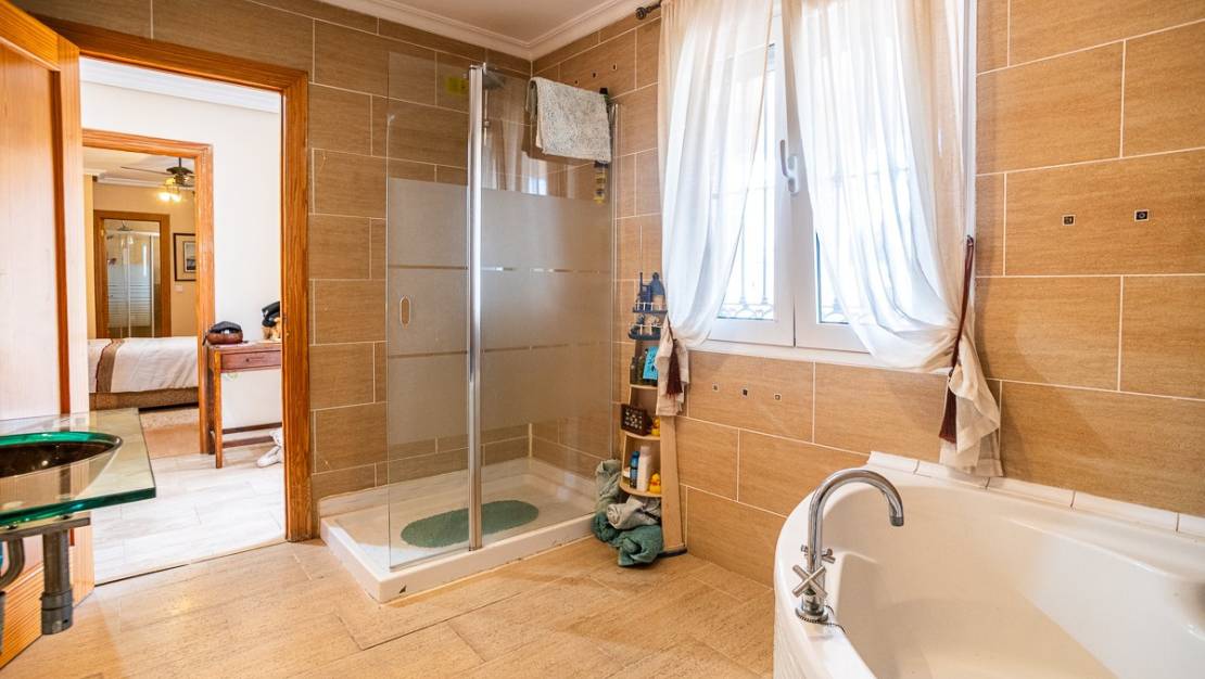 Venta - Chalet - Torrevieja - Torrevieja Centro