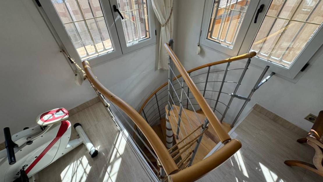 Venta - Chalet - Torrevieja - Torrevieja Centro