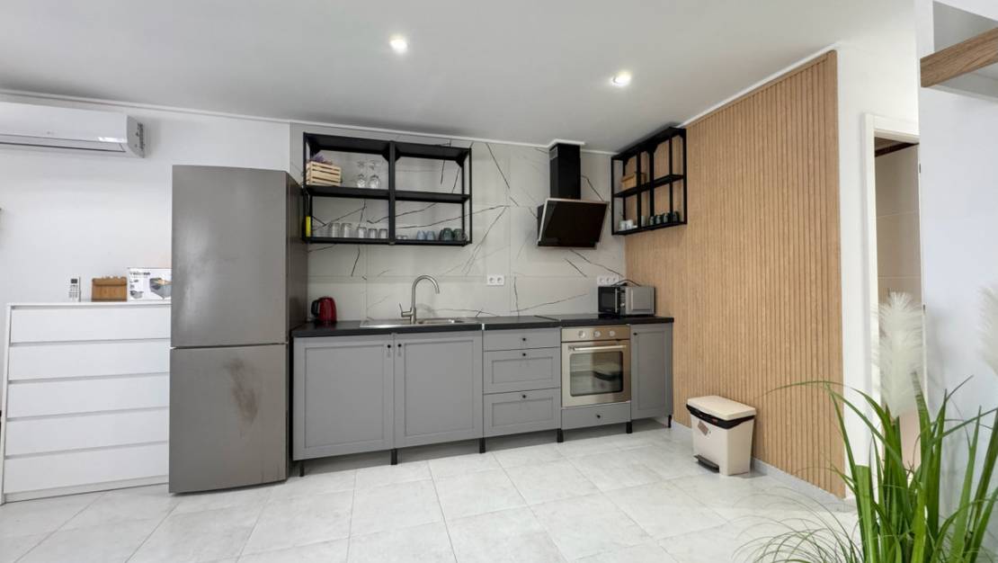 Venta - Chalet - Torrevieja - Torrevieja Centro