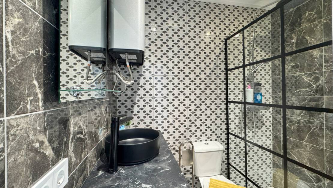 Venta - Chalet - Torrevieja - Torrevieja Centro