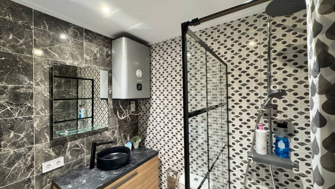 Venta - Chalet - Torrevieja - Torrevieja Centro