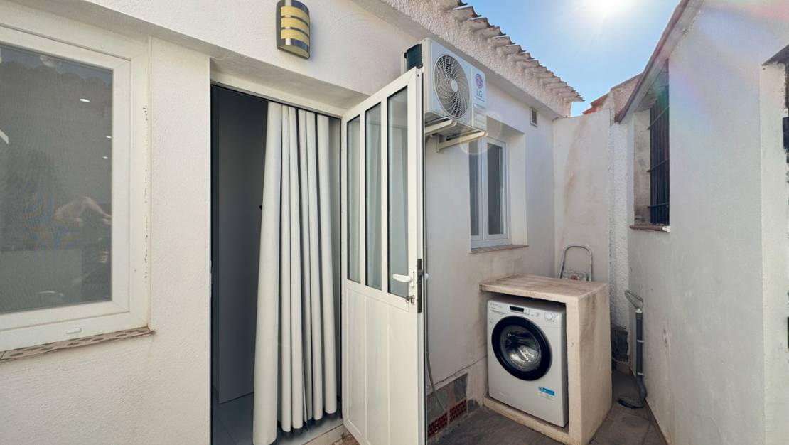 Venta - Chalet - Torrevieja - Torrevieja Centro