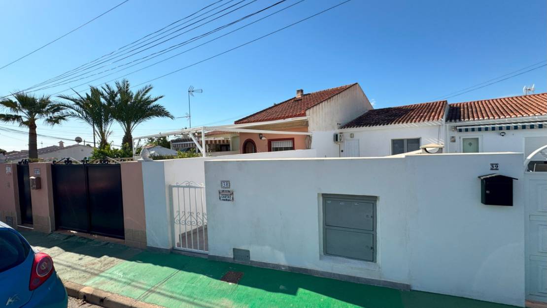 Venta - Chalet - Torrevieja - Torrevieja Centro