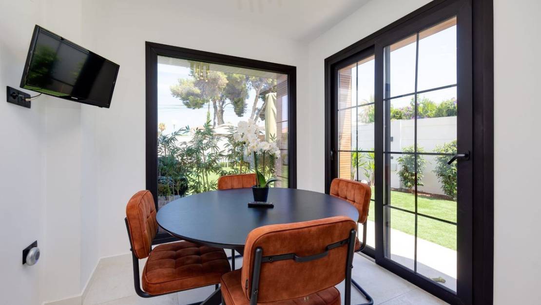 Venta - Chalet - Torrevieja - Torrevieja Centro