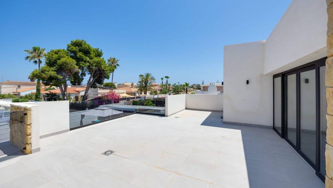 Venta - Chalet - Torrevieja - Torrevieja Centro