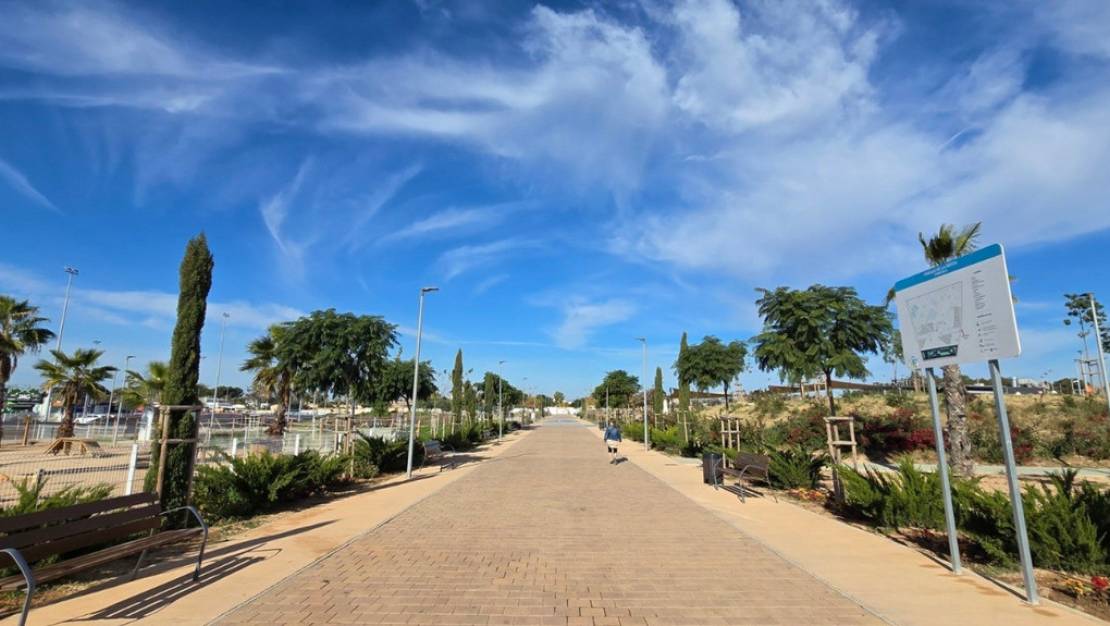 Venta - Chalet - Torrevieja - Torrevieja Centro