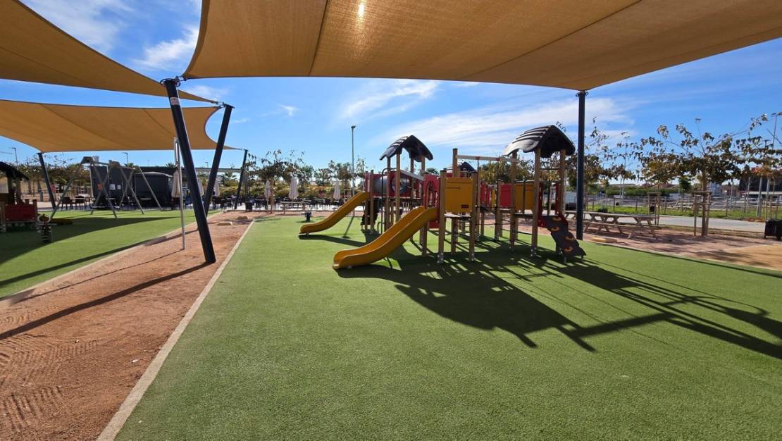 Venta - Chalet - Torrevieja - Torrevieja Centro