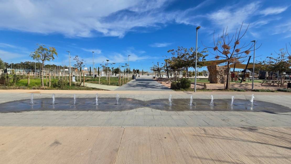 Venta - Chalet - Torrevieja - Torrevieja Centro