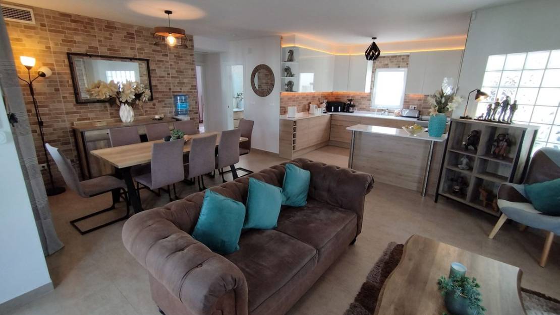 Venta - Chalet - Torrevieja - Torrevieja Centro