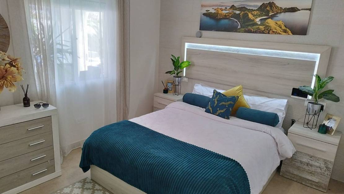 Venta - Chalet - Torrevieja - Torrevieja Centro