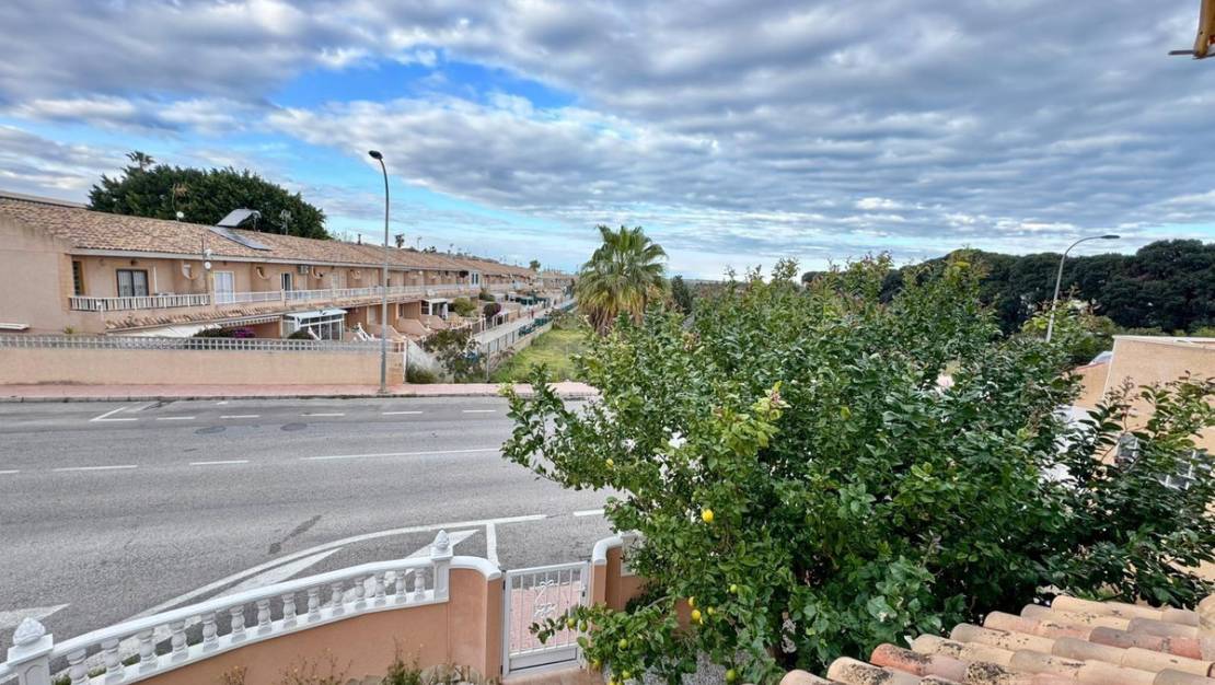 Venta - Chalet - Torrevieja - Torrevieja Centro