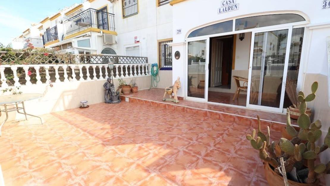Venta - Chalet - Torrevieja - Torrevieja Centro