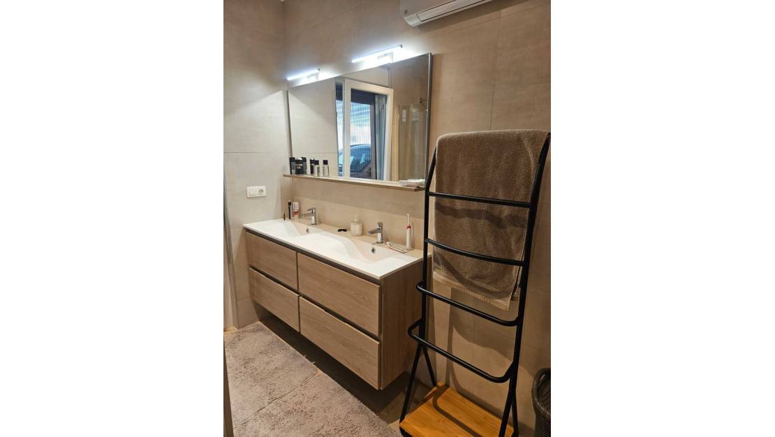 Venta - Chalet - Torrevieja - Torrevieja Centro