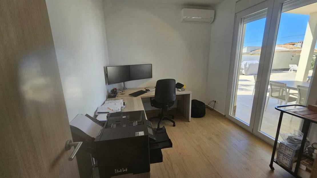 Venta - Chalet - Torrevieja - Torrevieja Centro