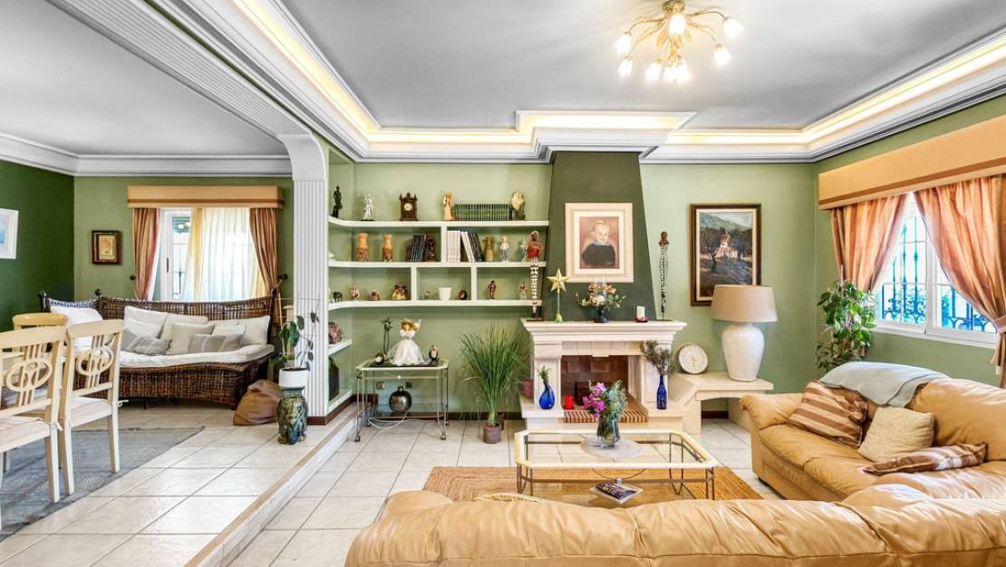 Venta - Chalet - Torrevieja - Torrevieja Centro