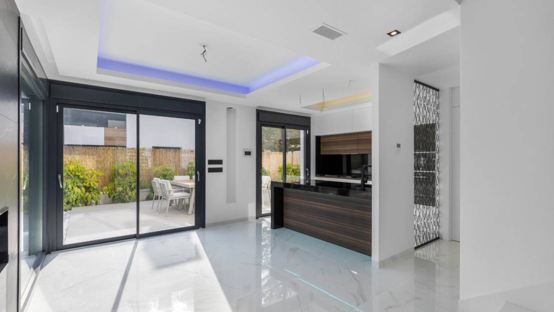Venta - Chalet - Torrevieja - Torrevieja Centro
