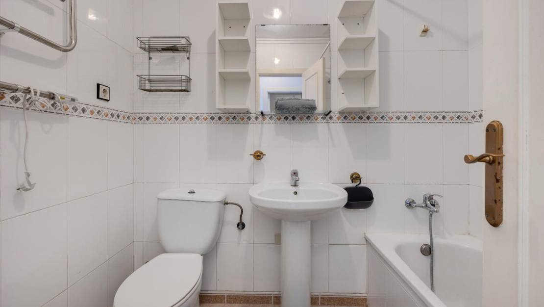 Venta - Chalet - Torrevieja - Torrevieja Centro