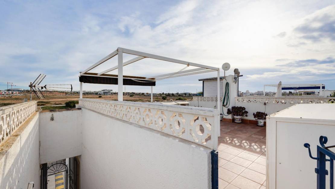 Venta - Chalet - Torrevieja - Torrevieja Centro