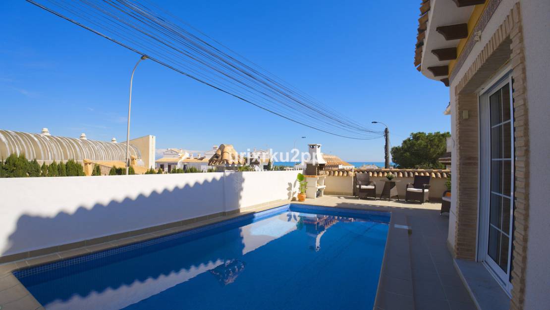 Venta - Chalet - Torrevieja - Torrevieja Centro