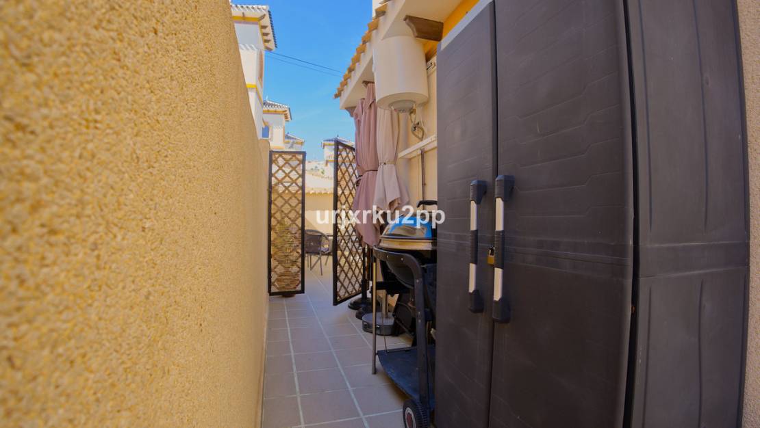 Venta - Chalet - Torrevieja - Torrevieja Centro