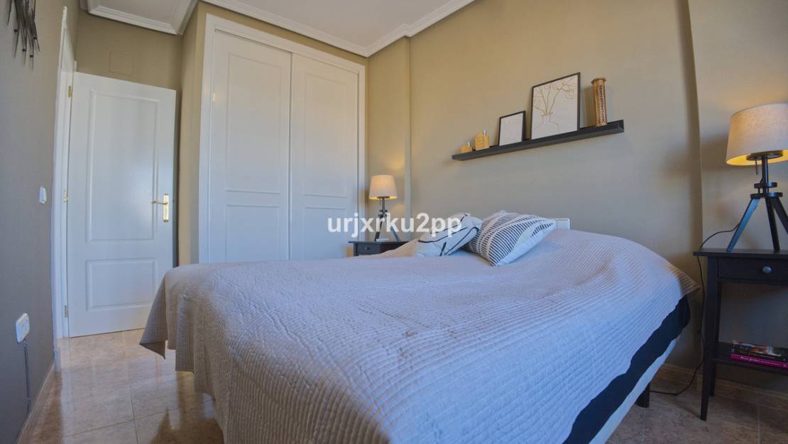 Venta - Chalet - Torrevieja - Torrevieja Centro